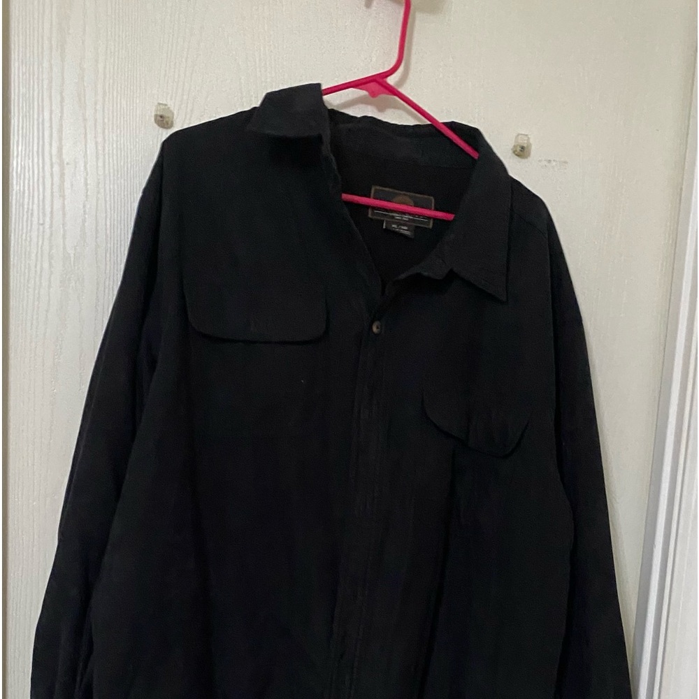 Men’s black weatherproof work shirt.